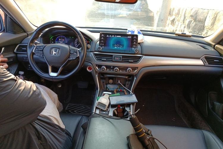 Used Honda Accord 2018 Rui·Hybrid 2.0L Rui Zhi Edition China VI Center Console