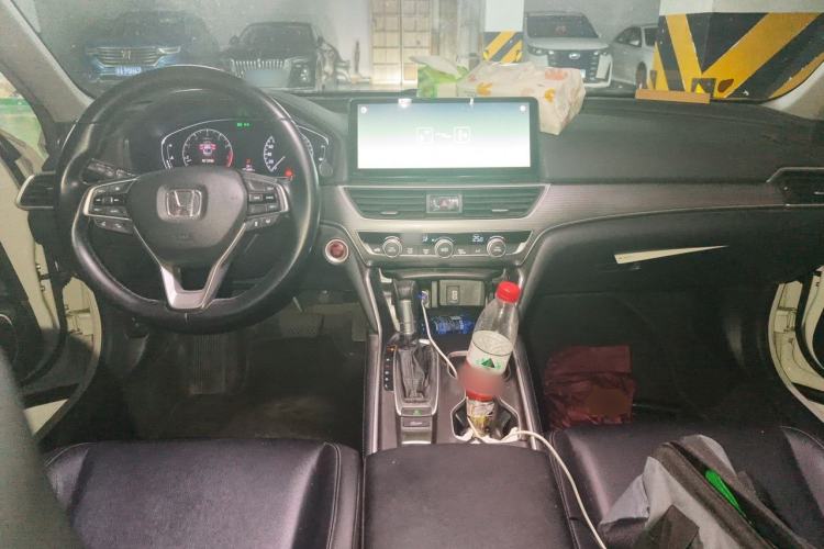 Used Honda Accord 2018 260TURBO Luxury Edition China VI Center Console