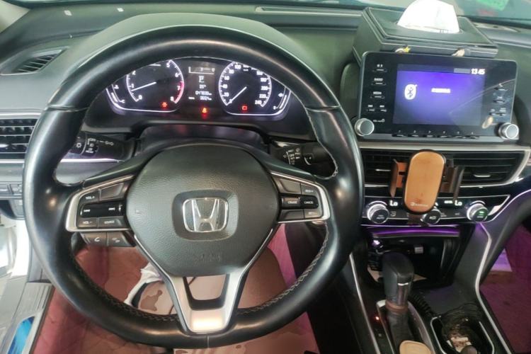 Used Honda Accord 2018 260TURBO Elite Edition China VI Center Console