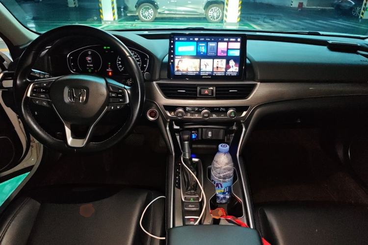Used Honda Accord 2018 260TURBO Luxury Edition China VI Center Console