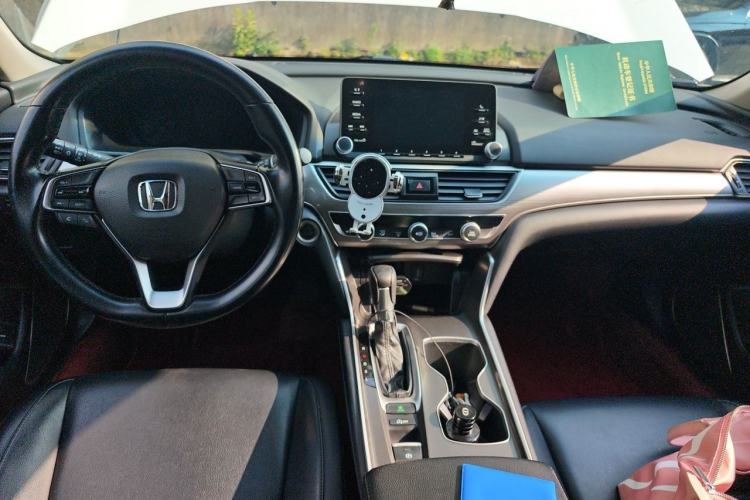 Used Honda Accord 2018 260TURBO Luxury Edition China V Emission Standard Center Console