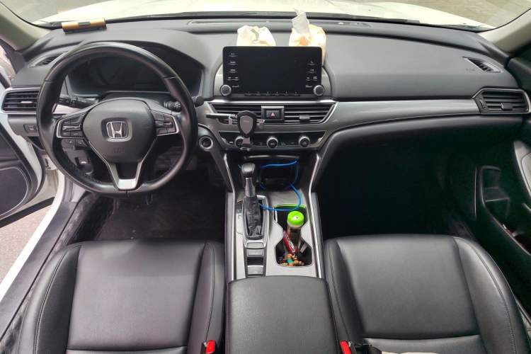 Used Honda Accord 2018 260TURBO Elite Edition China VI Center Console