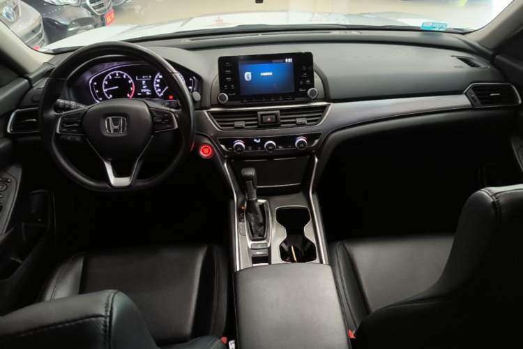 Used Honda Accord 2018 260TURBO Elite Edition China VI Center Console