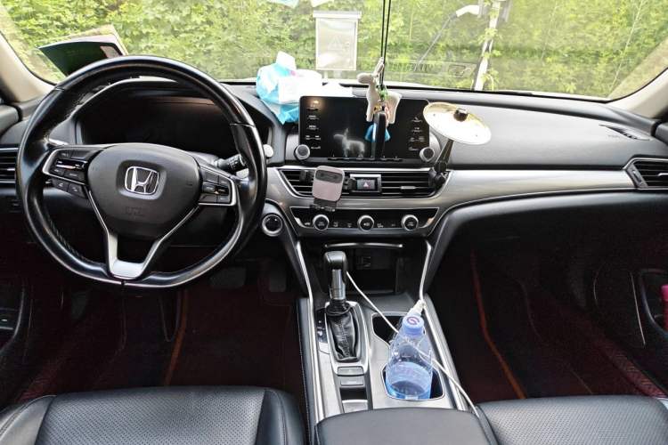 Used Honda Accord 2018 260TURBO Elite Edition China VI Center Console