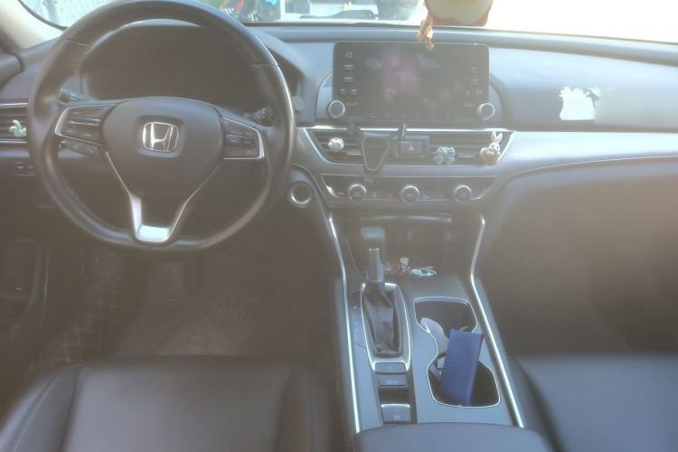 Used Honda Accord 2018 260TURBO Elite Edition China VI Center Console