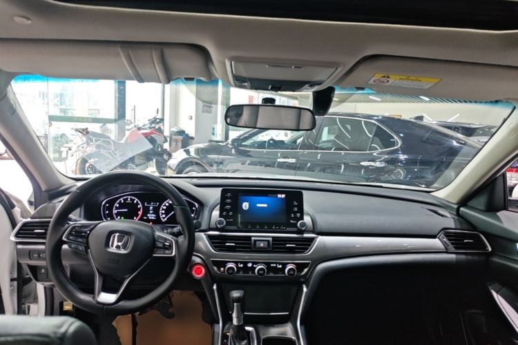 Used Honda Accord 2018 260TURBO Elite Edition China VI Center Console