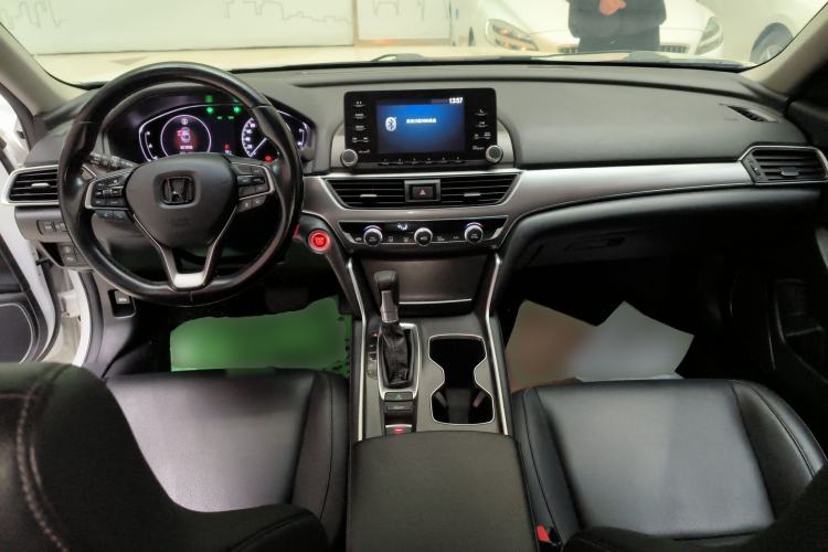 Used Honda Accord 2018 260TURBO Luxury Edition China VI Center Console
