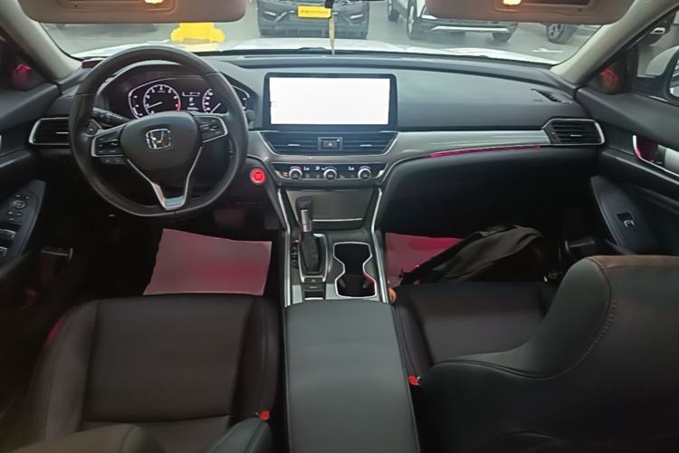 Used Honda Accord 2018 260TURBO Elite Edition China VI Center Console
