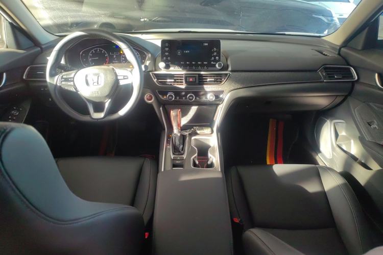 Used Honda Accord 2018 260TURBO Elite Edition China VI Center Console