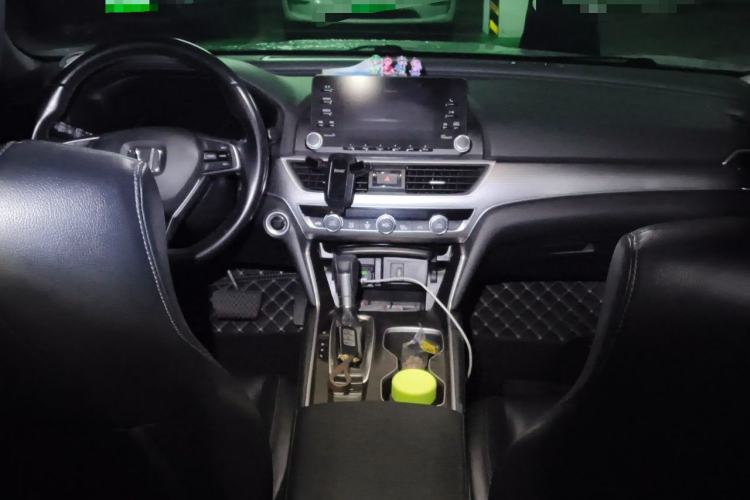 Used Honda Accord 2018 260TURBO Elite Edition China VI Center Console