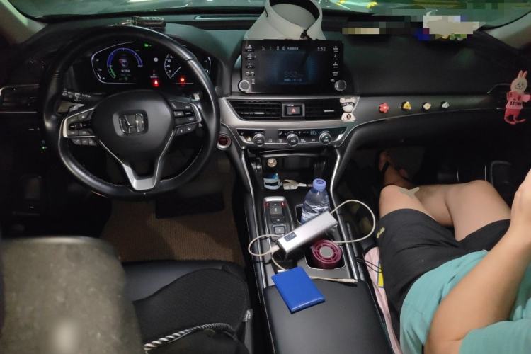 Used Honda Accord 2018 Rui·Hybrid 2.0L Rui Zhi Edition China VI Center Console