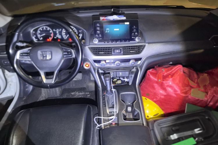 Used Honda Accord 2018 260TURBO Elite Edition China VI Center Console