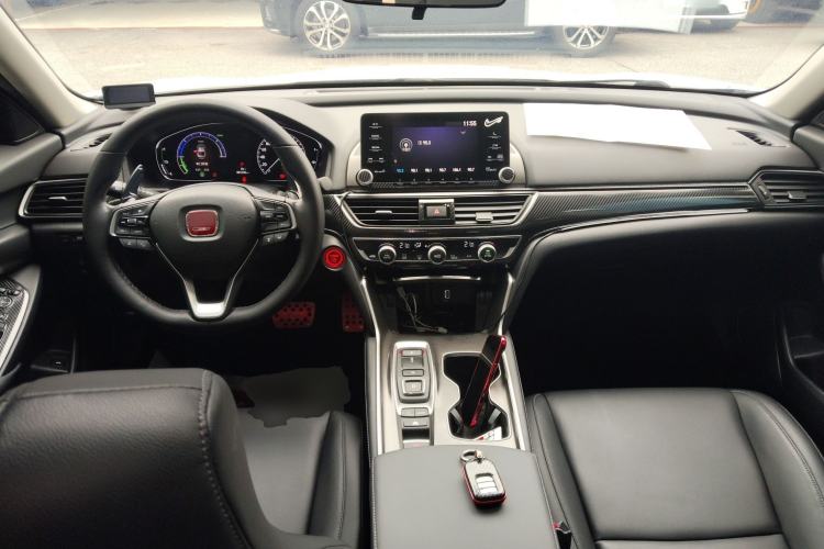 Used Honda Accord 2018 Rui Hybrid 2.0L Rui Ling Edition China VI Center Console