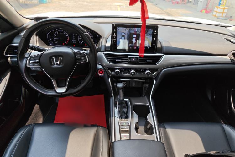 Used Honda Accord 2018 260TURBO Elite Edition China VI Center Console