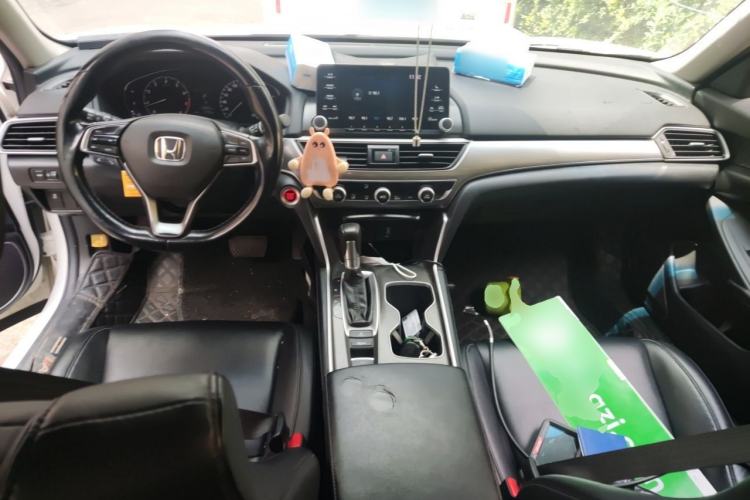 Used Honda Accord 2018 260TURBO Elite Edition China VI Center Console