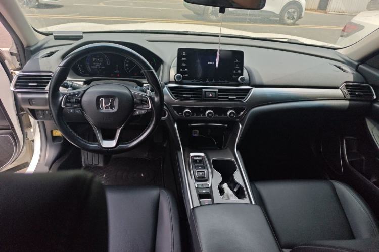 Used Honda Accord 2018 Rui Hybrid 2.0L Rui Ling Edition China VI Center Console