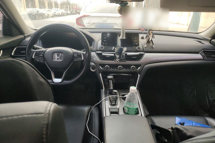 Used Honda Accord 2018 260TURBO Luxury Edition China VI Center Console