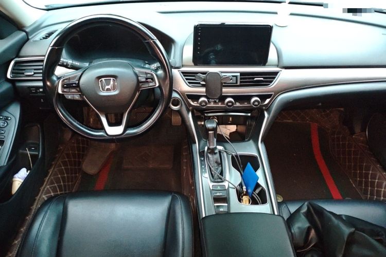 Used Honda Accord 2018 260TURBO Elite Edition China VI Center Console