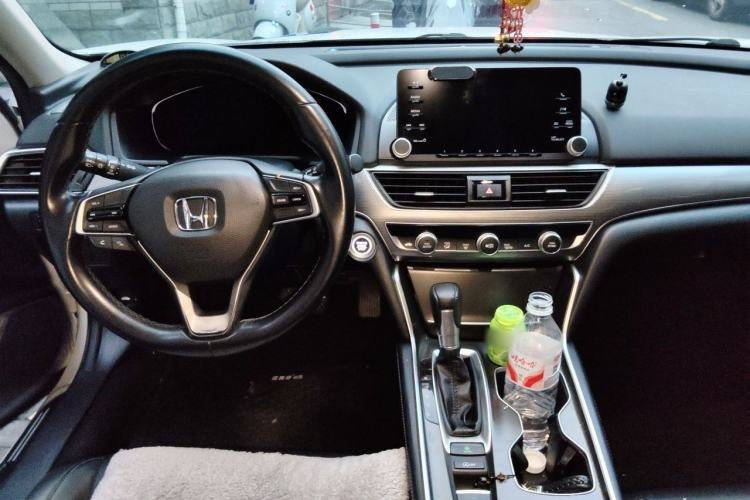 Used Honda Accord 2018 260TURBO Elite Edition China VI Center Console