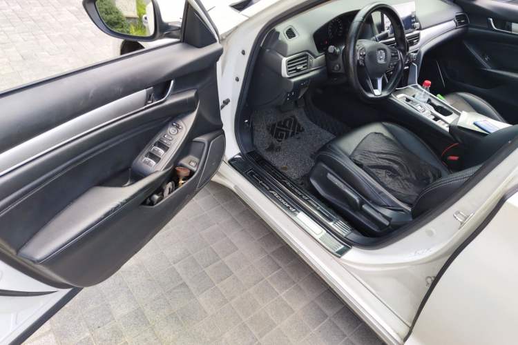 Used Honda Accord 2018 Rui·Hybrid 2.0L Rui Ku Edition China VI Driver Seat