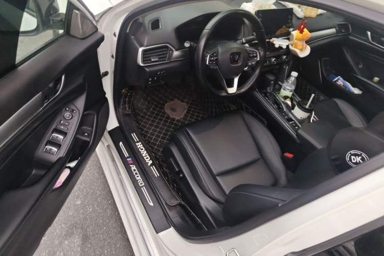 Used Honda Accord 2018 260TURBO Luxury Edition China VI Driver Seat