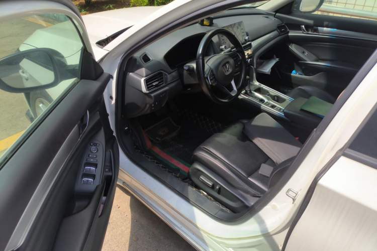 Used Honda Accord 2018 260TURBO Luxury Edition China VI Driver Seat