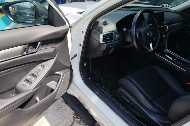 Used Honda Accord 2018 260TURBO Elite Edition China VI Driver Seat