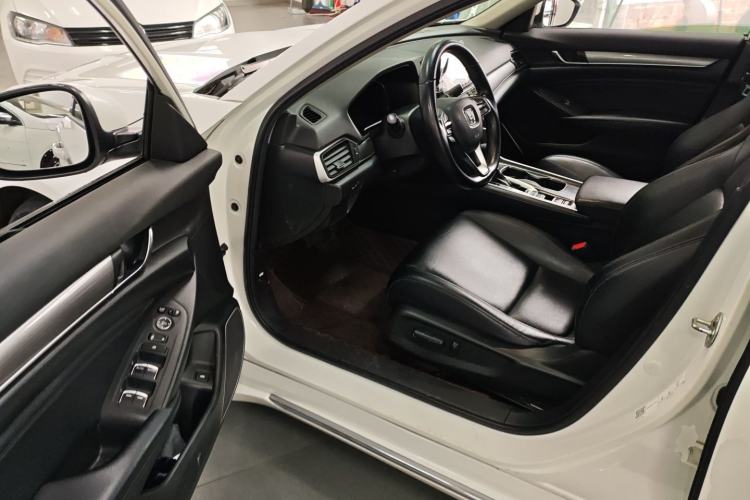 Used Honda Accord 2018 260TURBO Elite Edition China V Driver Seat