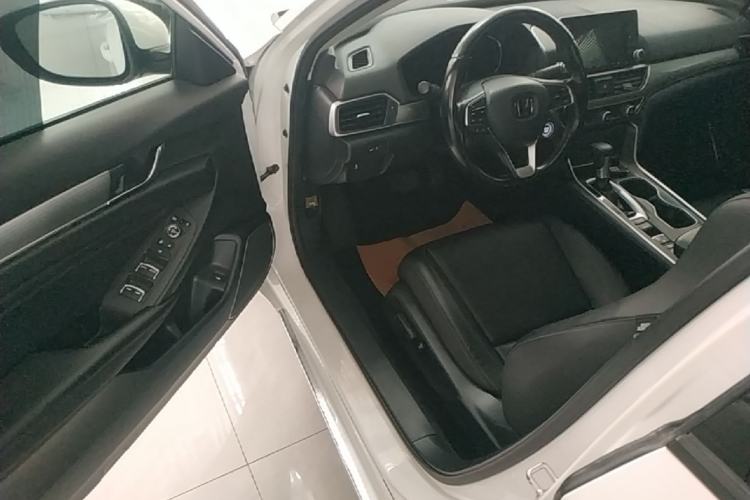 Used Honda Accord 2018 260TURBO Elite Edition China VI Driver Seat