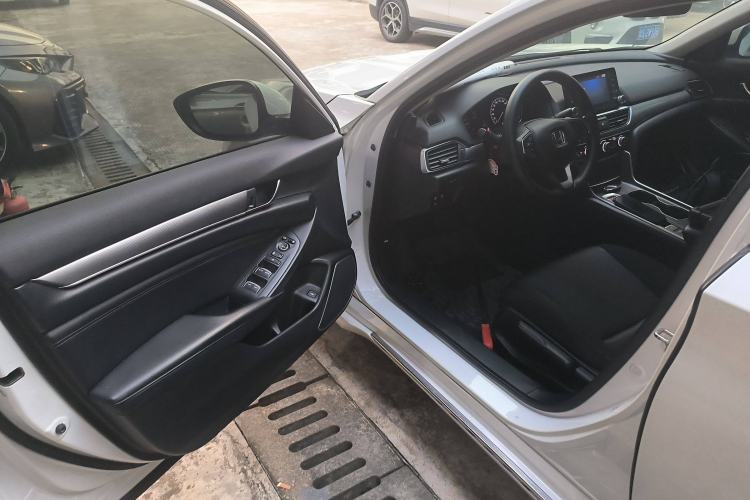 Used Honda Accord 2018 Rui·Hybrid 2.0L Rui Ku Edition China VI Driver Seat