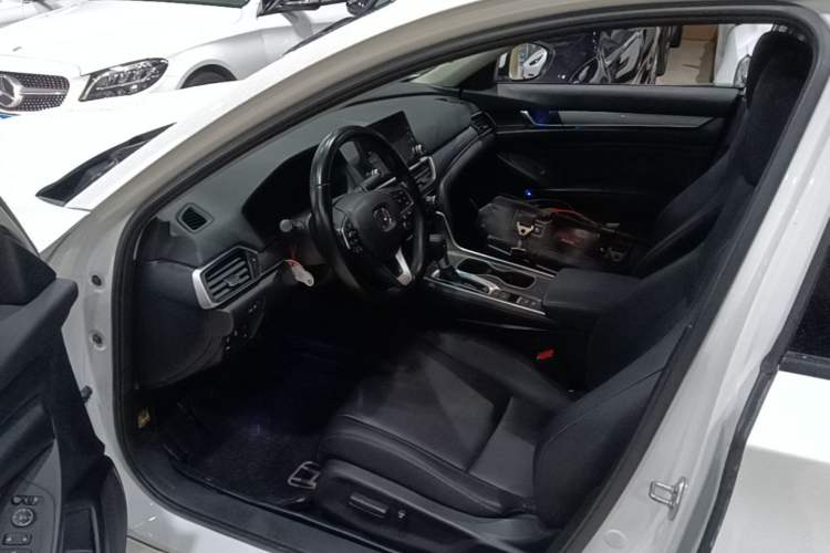 Used Honda Accord 2018 260TURBO Luxury Edition China V Emission Standard Driver Seat