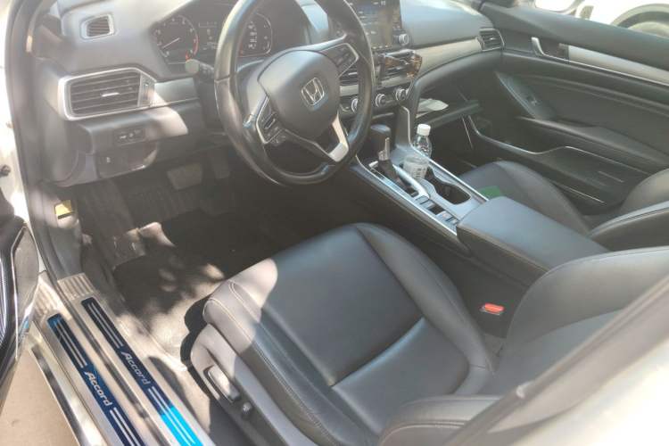 Used Honda Accord 2018 260TURBO Elite Edition China VI Driver Seat