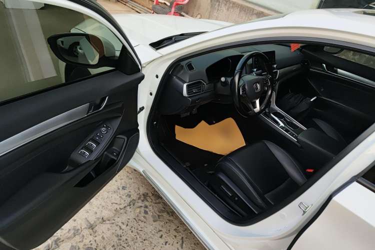 Used Honda Accord 2018 260TURBO Elite Edition China VI Driver Seat