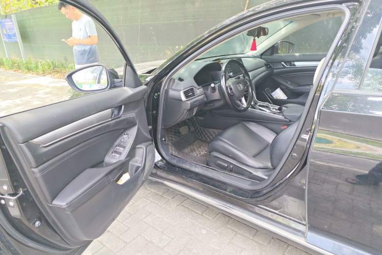 Used Honda Accord 2018 260TURBO Elite Edition China VI Driver Seat