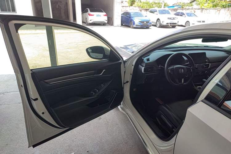Used Honda Accord 2018 230TURBO Comfort Version National V Driver Seat