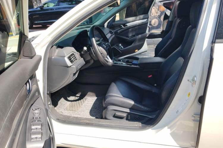 Used Honda Accord 2018 Rui·Hybrid 2.0L Rui Zhi Edition China VI Driver Seat