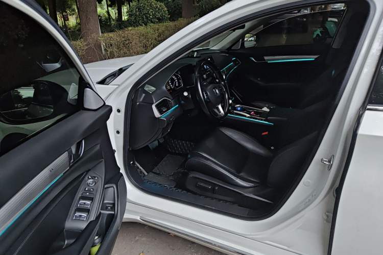 Used Honda Accord 2018 260TURBO Elite Edition China VI Driver Seat