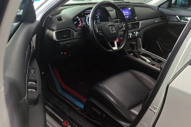 Used Honda Accord 2018 260TURBO Elite Edition China VI Driver Seat