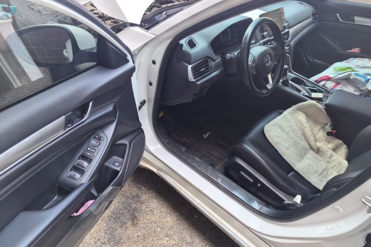 Used Honda Accord 2018 260TURBO Luxury Edition China VI Driver Seat
