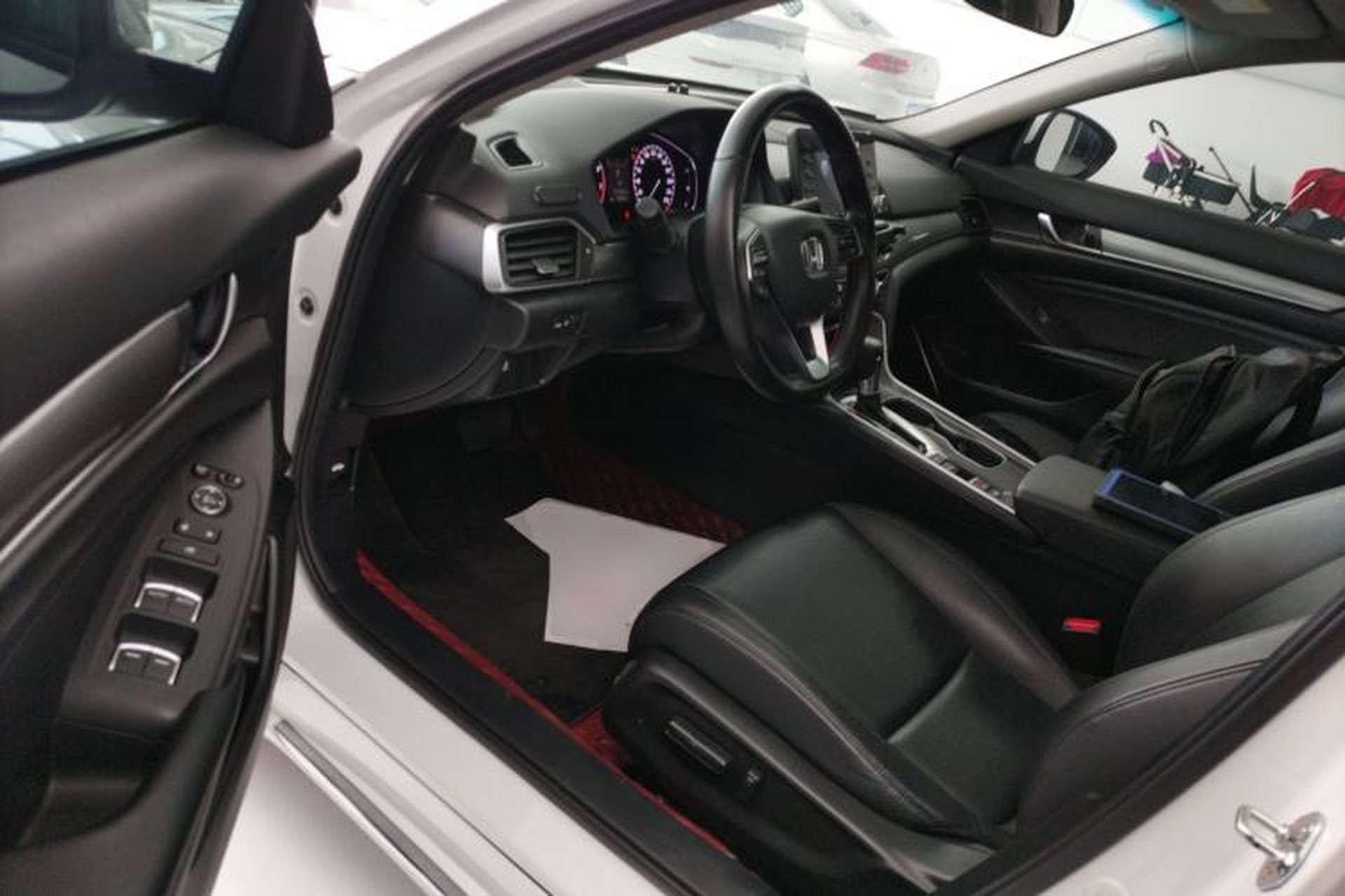 Used Honda Accord 2018 260TURBO Elite Edition China VI Driver Seat