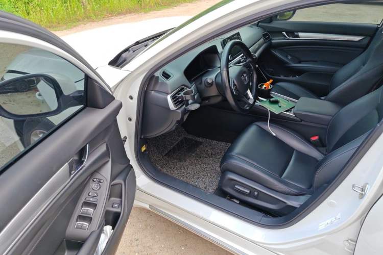 Used Honda Accord 2018 260TURBO Luxury Edition China VI Driver Seat