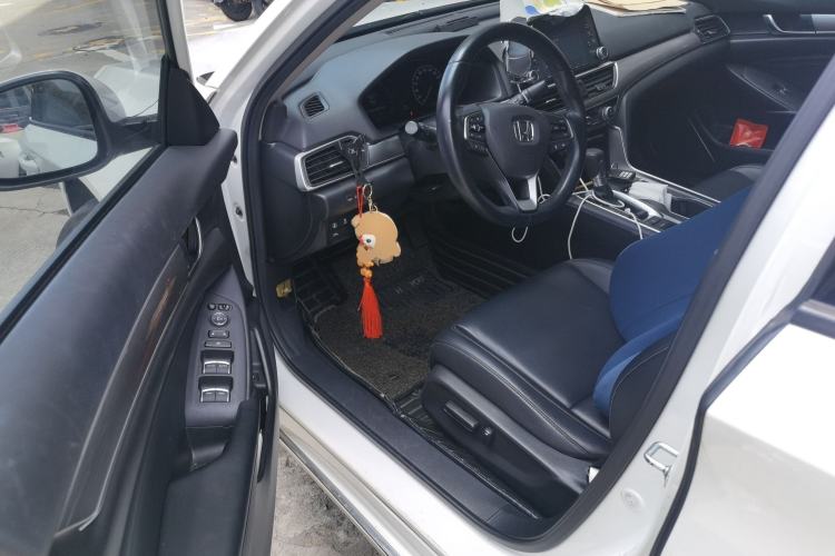 Used Honda Accord 2018 260TURBO Luxury Edition China VI Driver Seat