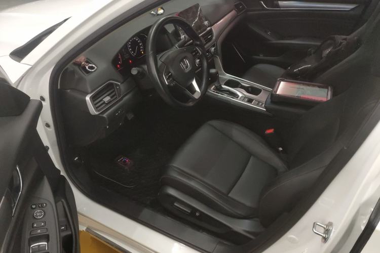 Used Honda Accord 2018 260TURBO Elite Edition China VI Driver Seat