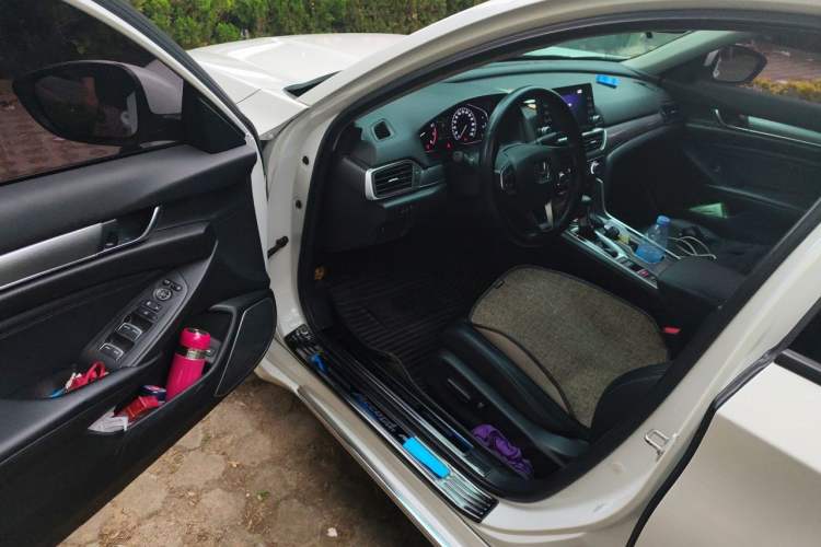 Used Honda Accord 2018 260TURBO Elite Edition China VI Driver Seat