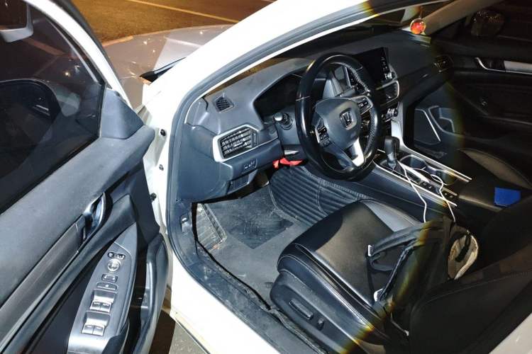 Used Honda Accord 2018 260TURBO Elite Edition China VI Driver Seat