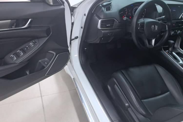 Used Honda Accord 2018 230TURBO Comfort Version National V Driver Seat