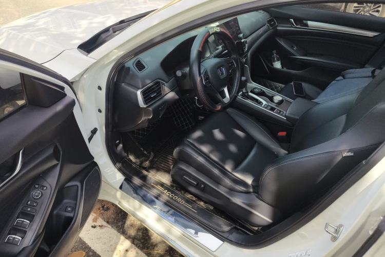 Used Honda Accord 2018 260TURBO Elite Edition China VI Driver Seat