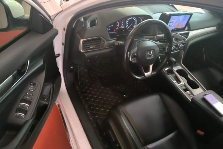 Used Honda Accord 2018 260TURBO Elite Edition China VI Driver Seat