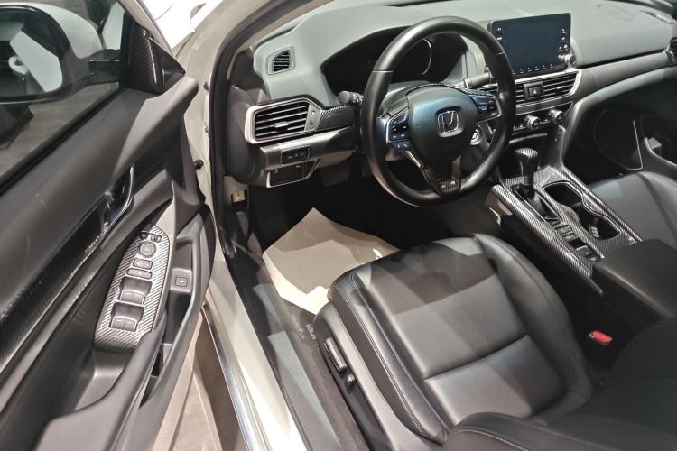Used Honda Accord 2018 260TURBO Elite Edition China VI Driver Seat