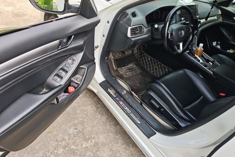 Used Honda Accord 2018 260TURBO Elite Edition China VI Driver Seat